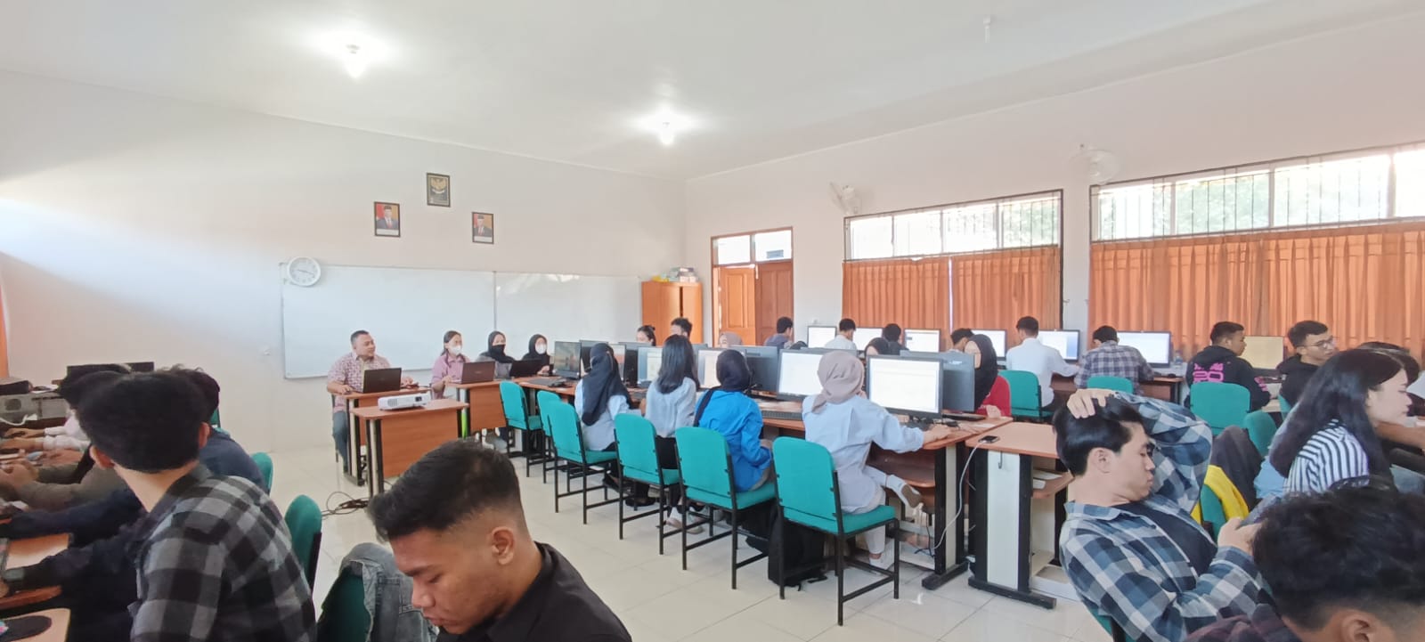 Mahasiswa Baru UT Bogor Ikuti Pelatihan Memanajemeni Waktu Studi